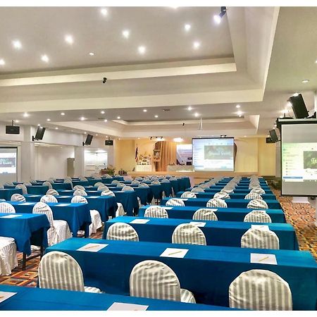 Dad D Resort By Lopburi Inn Resort Exterior foto