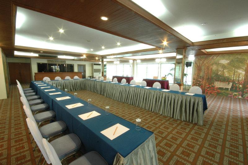 Dad D Resort By Lopburi Inn Resort Exterior foto