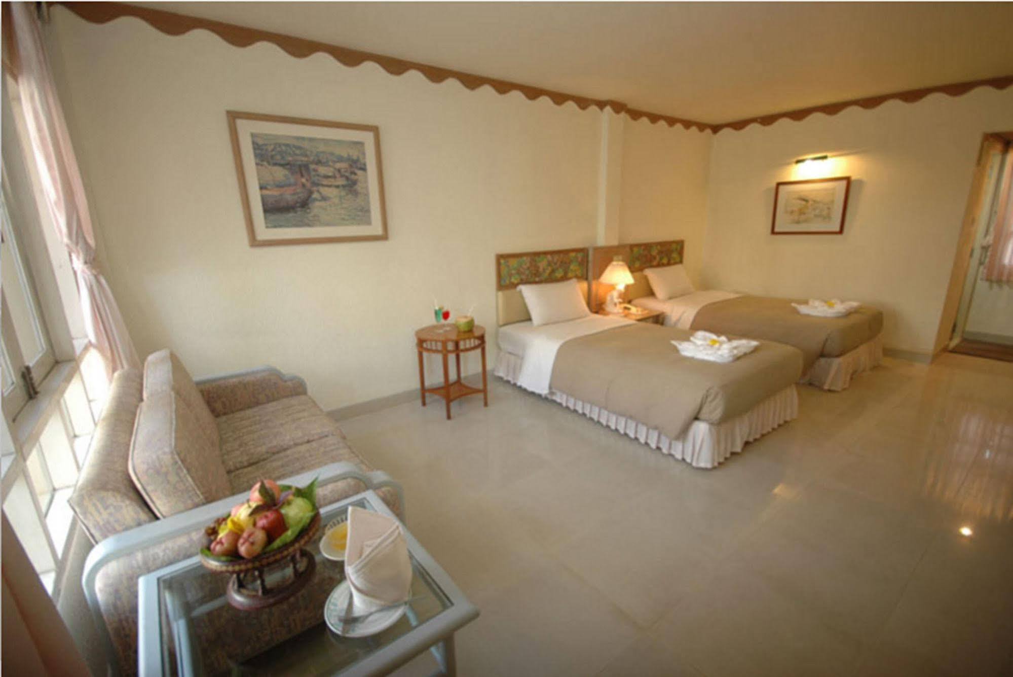 Dad D Resort By Lopburi Inn Resort Exterior foto