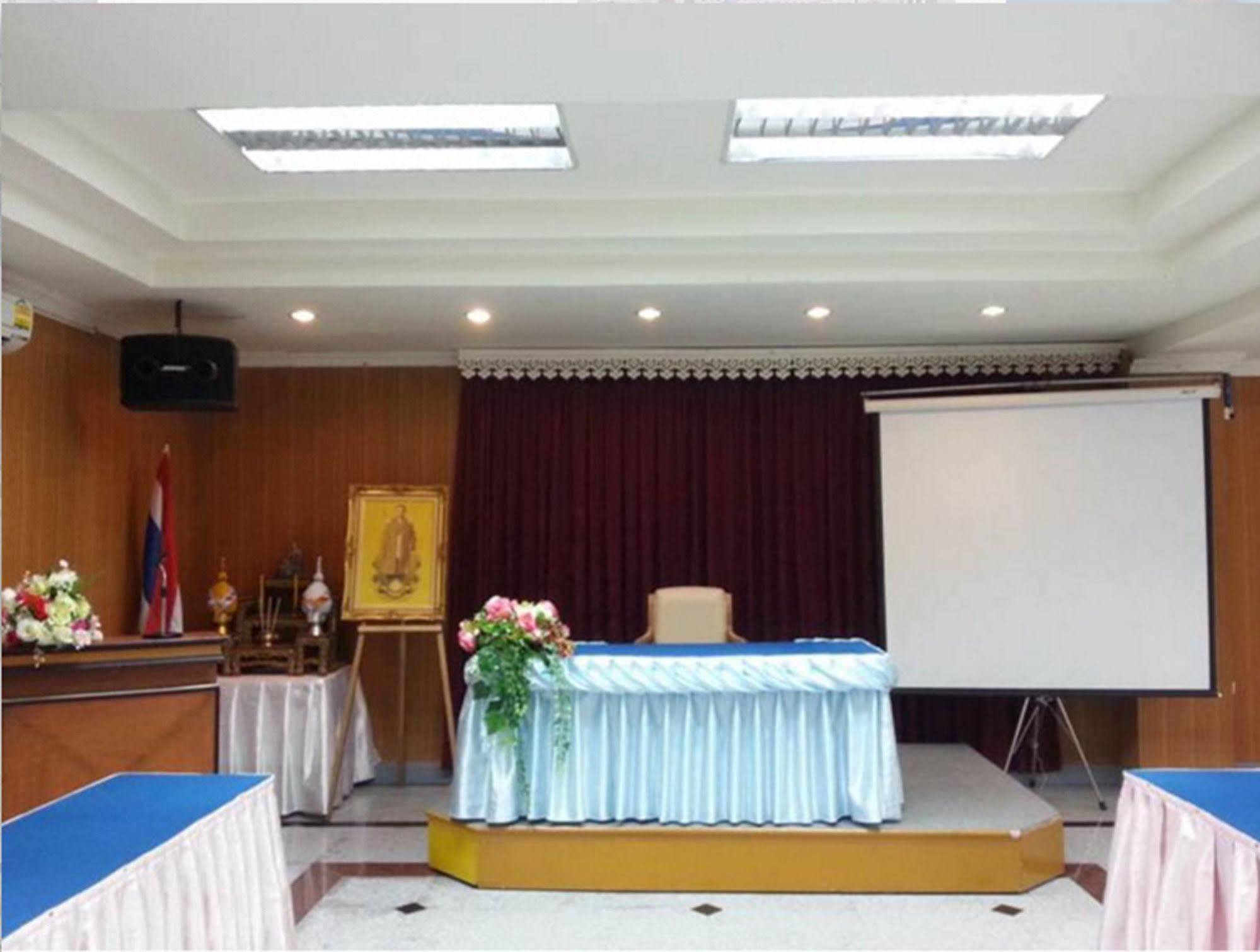 Dad D Resort By Lopburi Inn Resort Exterior foto