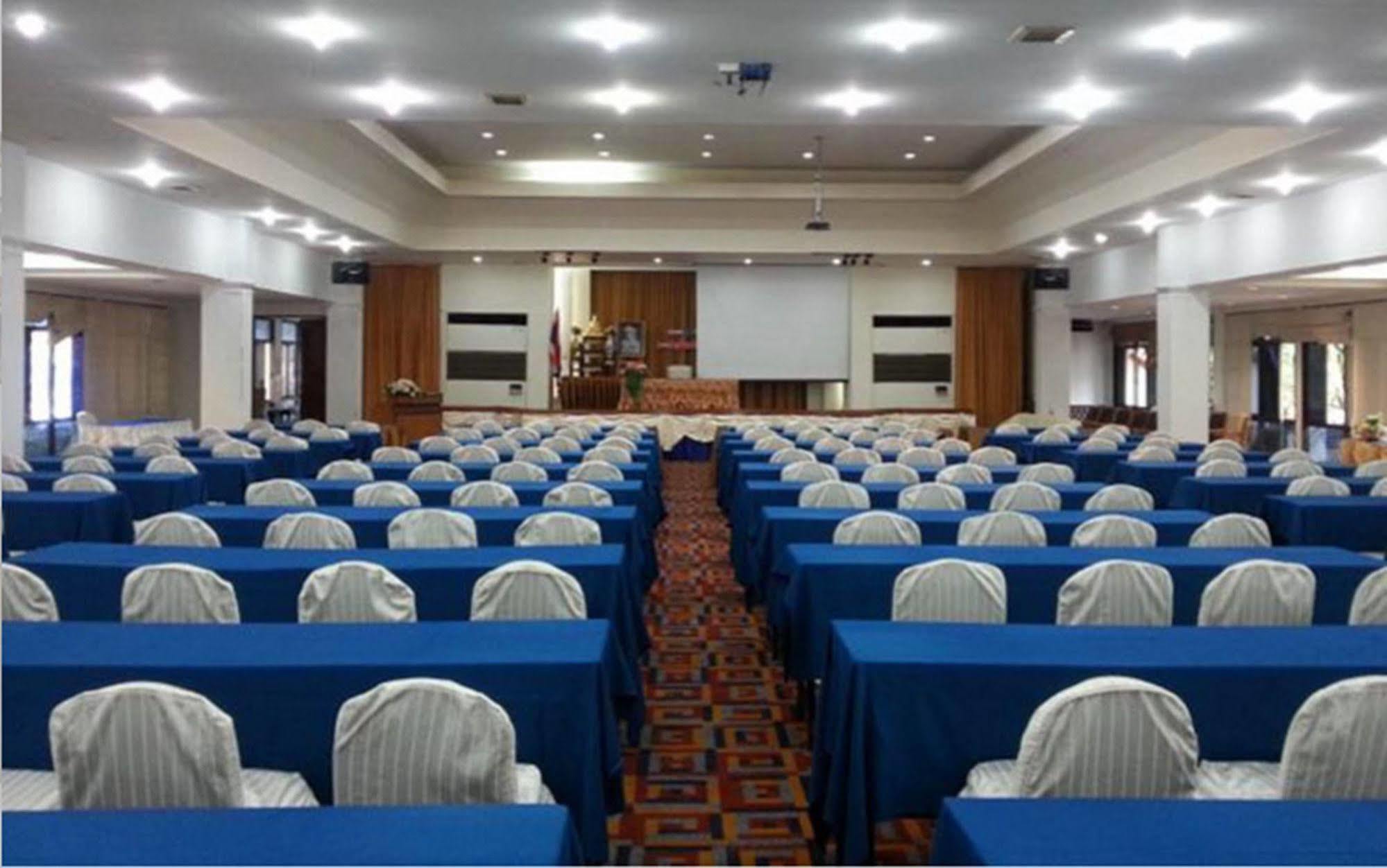 Dad D Resort By Lopburi Inn Resort Exterior foto
