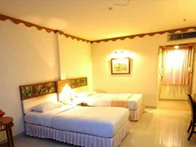 Dad D Resort By Lopburi Inn Resort Exterior foto