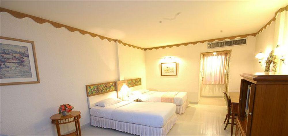 Dad D Resort By Lopburi Inn Resort Exterior foto